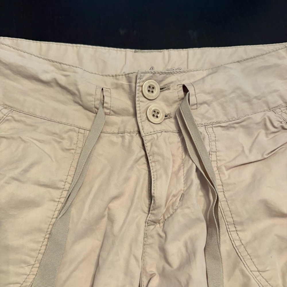 Vintage Roots Beige Low Rise Cargo Capri Pants with Tie Waist - Picture 5 of 8
